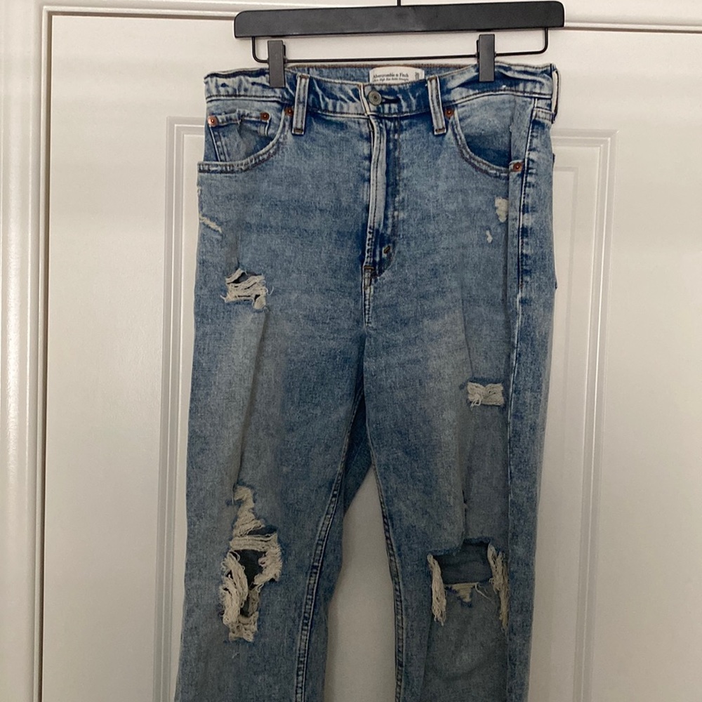 Abercrombie and Fitch Ultra  high rise ankle straight jeans